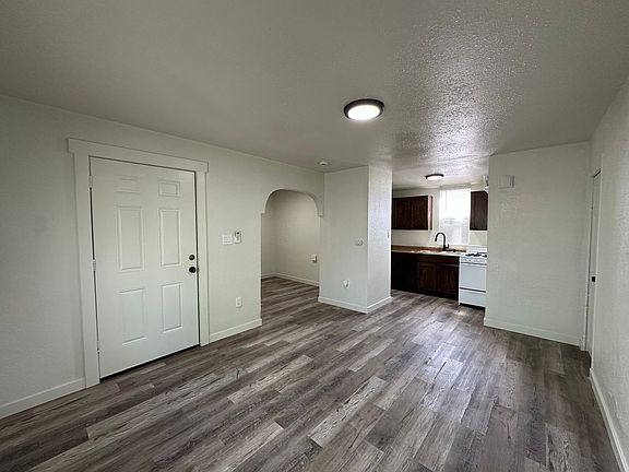 4th image of 614 E 600 S APT 6