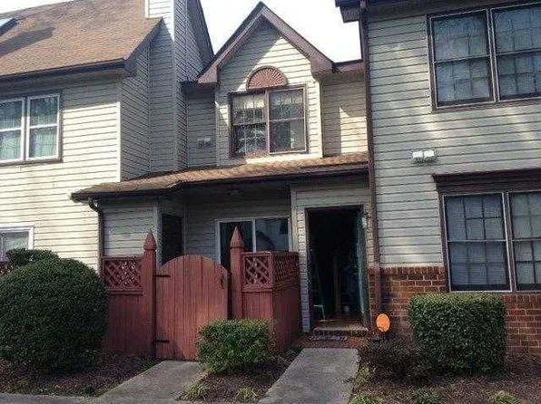2 Tamarisk Quay APT D, Hampton, VA 23666