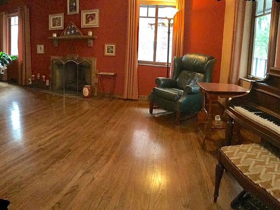 Living Rm fireplace