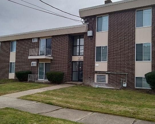 2nd image of 15212 Maple Park Dr APT 1