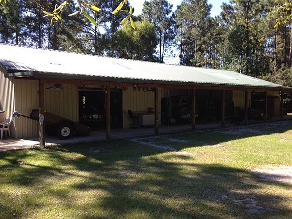 2nd image of 4758 Meadow Lake Dr