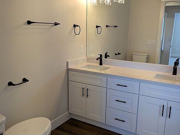 Master Vanity