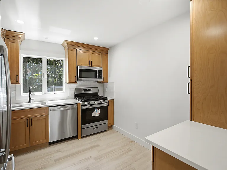 49 E Pleasant Ave #1 — Photo 10