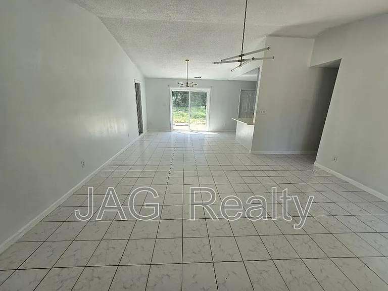2601 Briar Trail Ct — Photo 2