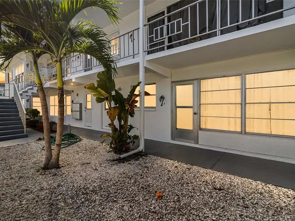 1221 Drew St APT B3, Clearwater, FL 33755