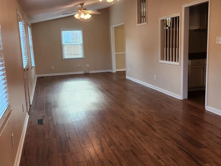 106 Longleaf Ln — Photo 14
