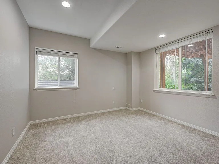 22848 E Euclid Cir — Photo 22