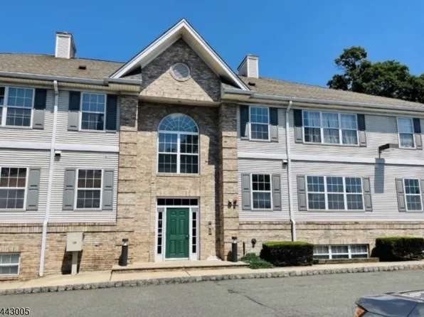 124 Union Ave #4, Belleville, NJ 07109