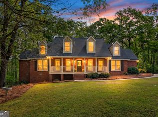 180 Riverbend Dr, McDonough, GA 30252