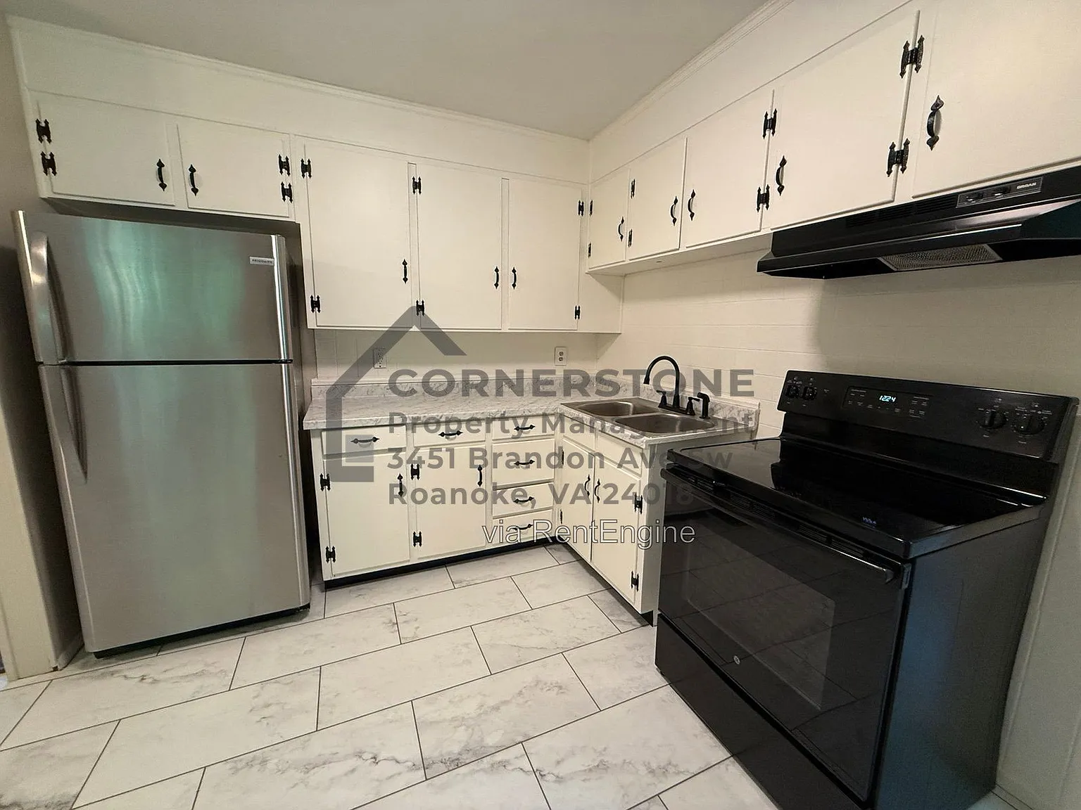 3 bed, 1.0 bath, 1025 sqft, $1,575 — Photo 3