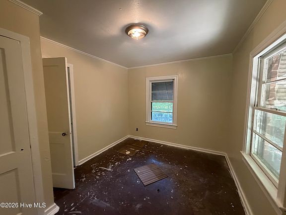 4th image of 1205 Cedar Lane