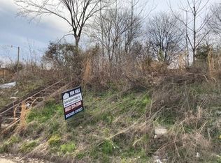 249 S Levee St, Grenada, MS 38901