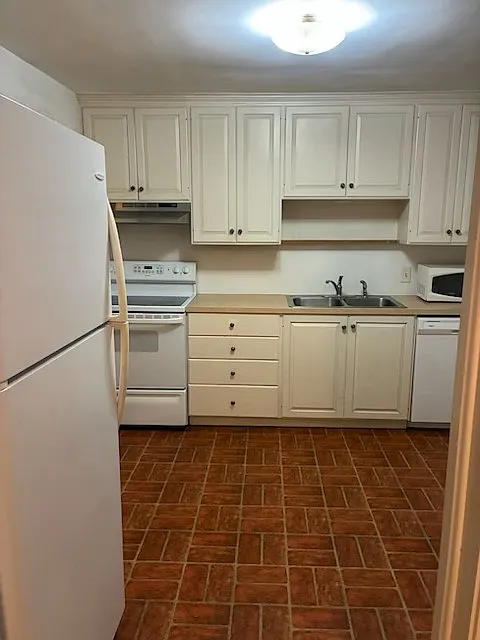 2 bed, 1184 sqft, $1,400 — Photo 3