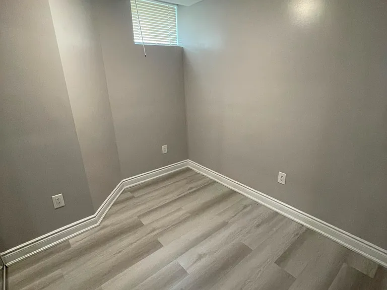 110 Highland Rd E #123 — Photo 9