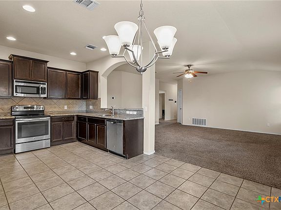 3rd image of 1308 Fawn Lily Dr