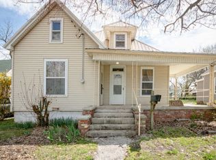 2032 N Grant Ave, Springfield, MO 65803