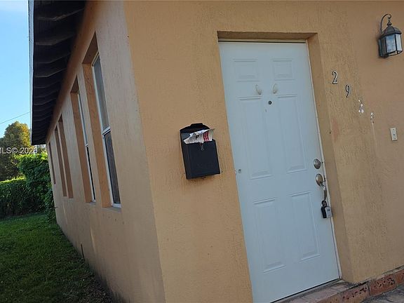 2nd image of 2924 SW 26th St
