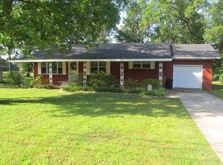 211 Arch Davis Rd, Pittsburg, TX 75686