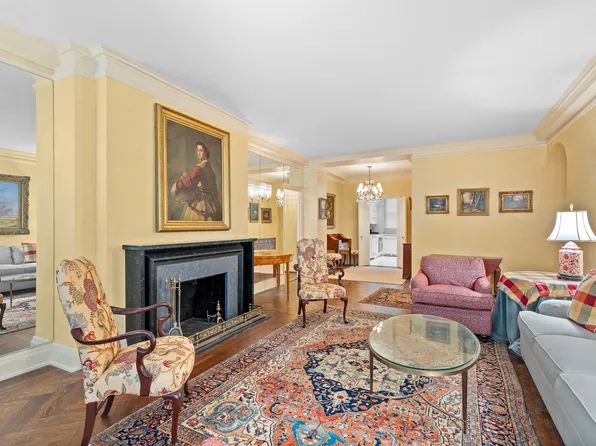 480 Park Avenue 9D image 1 of 5