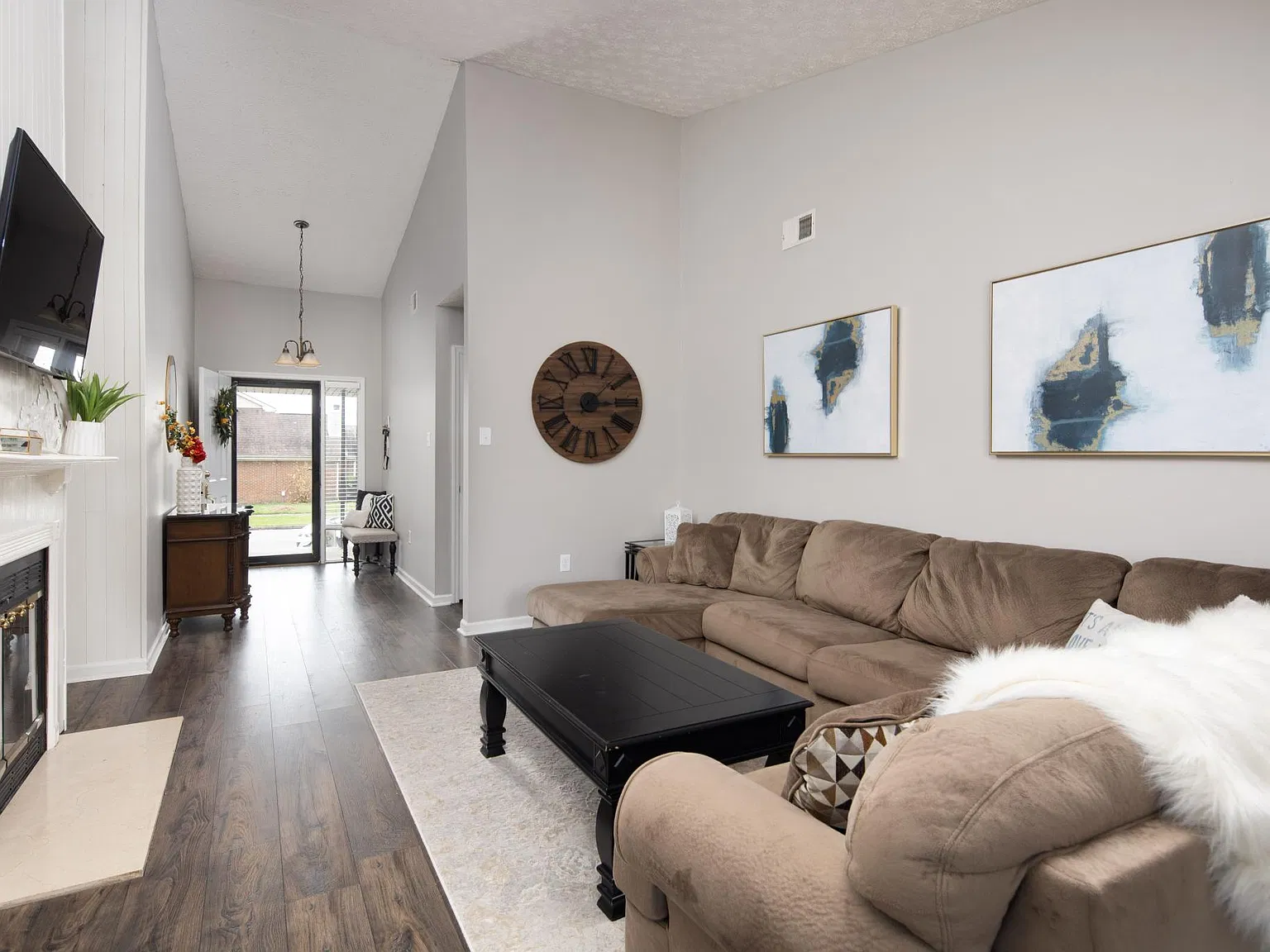 3 bed, 1365 sqft, $1,800 — Photo 4
