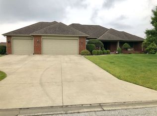 3211 Pine Ridge Dr, Kokomo, IN 46902