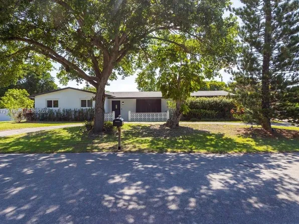 19390 SW 128th Ave, Miami, FL 33177