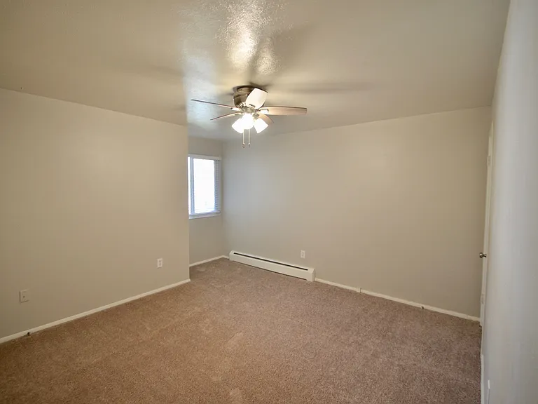 5705 S Pearl St — Photo 10