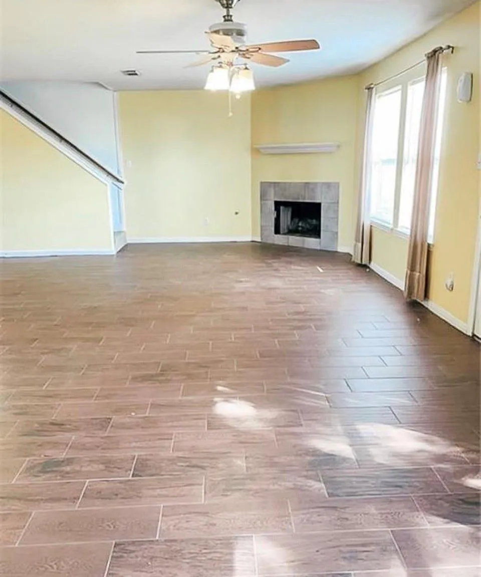 3 bed, 2.5 bath, 2080 sqft, $1,800 — Photo 4