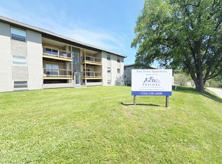 111 Pine Dr #9, New Stanton, PA 15672
