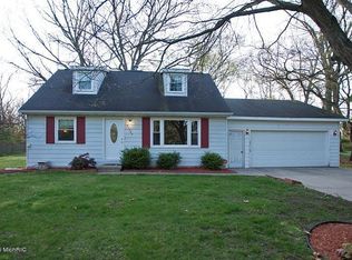 57599 Hamilton Dr, Mattawan, MI 49071