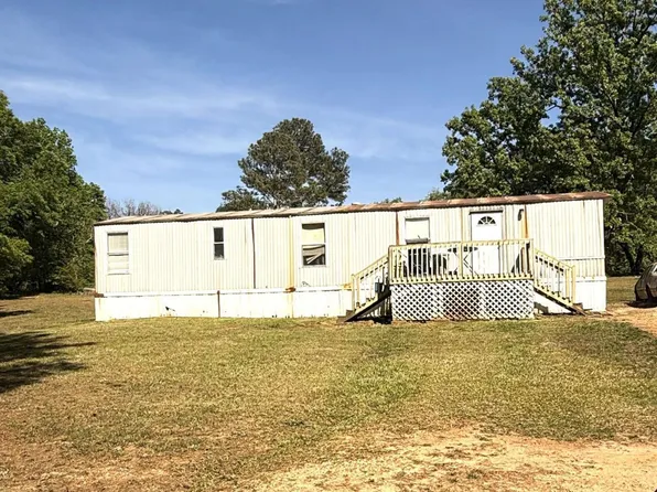 2010 Star Point Rd, Carrollton, GA 30116