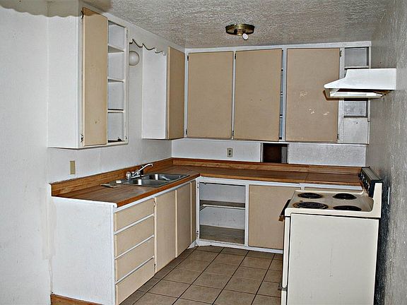 4th image of 1614 W Tilden St