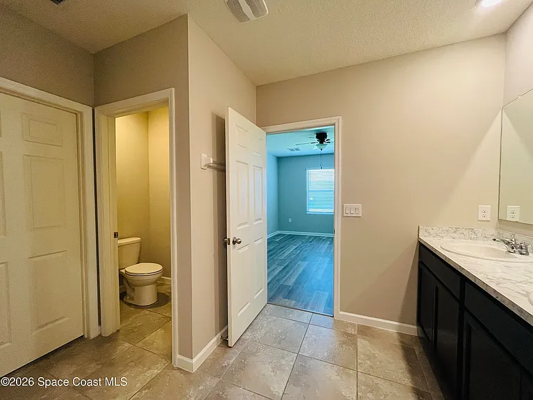 420 Sorrento Dr — Photo 11