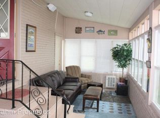1426 Bainbridge St, La Crosse, WI 54603