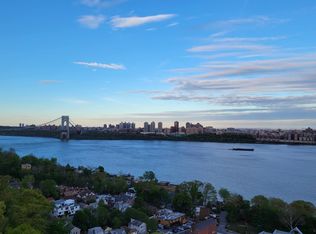 4 Horizon Rd #12, Fort Lee, NJ 07024