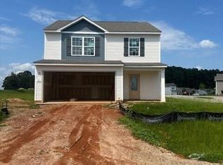 35 Atlas Dr, Youngsville, NC 27596