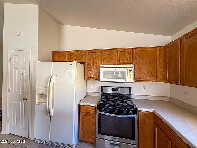 1330 E Santa Fiore St — Photo 13