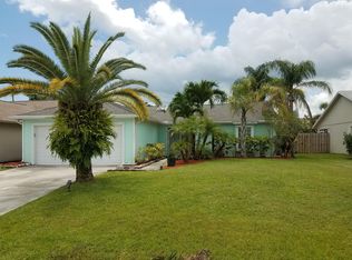 3966 SE Jacaranda St, Stuart, FL 34997