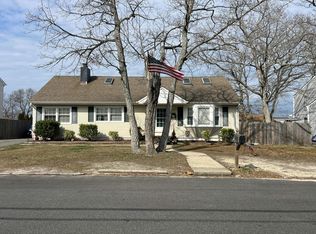 832 Chelsea St, Forked River, NJ 08731