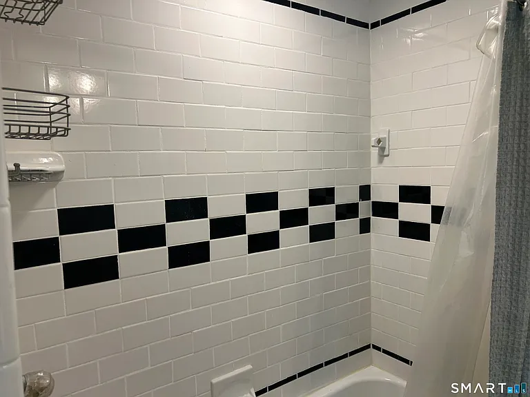 957 Palisado Ave — Photo 25