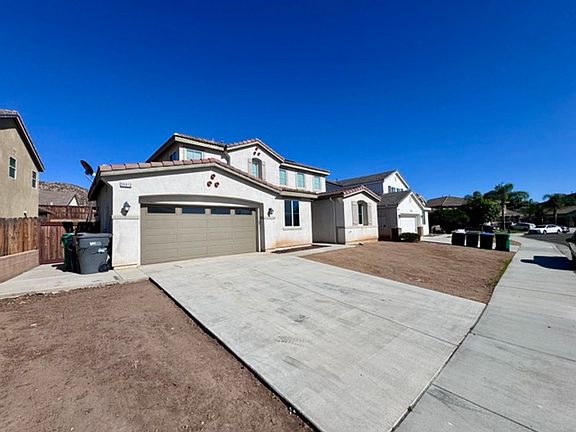 2nd image of 26612 Iron Mountain St