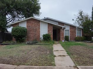1806 Butterfield Trl, Grand Prairie, TX 75052
