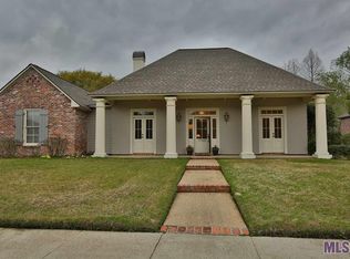 17860 Heritage Estates Dr, Baton Rouge, LA 70810