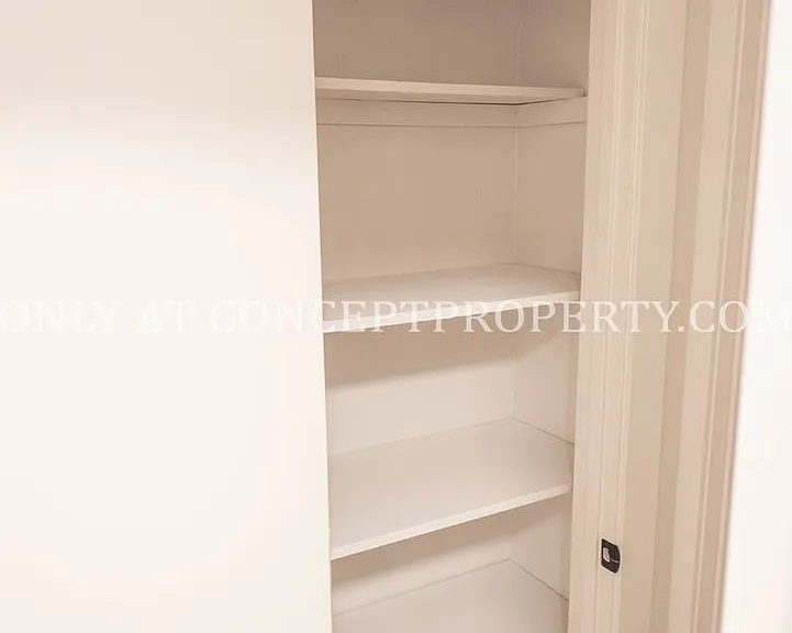 Lofts on 5th — Photo 127
