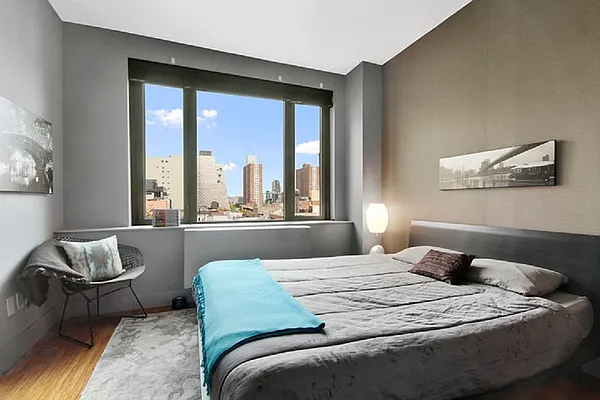 Sold by Corcoran | media 17