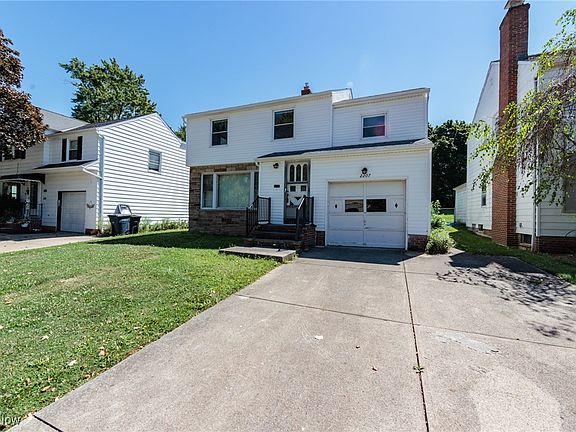 2nd image of 2207 Campus Rd