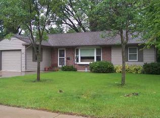 411 S Whitney St, Marshall, MN 56258