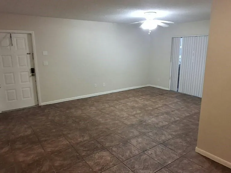 1276 SW 113th Ter #104 — Photo 9