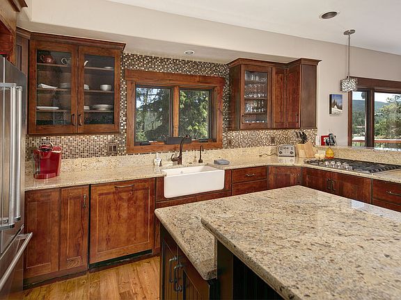 5th image of 118 Woods Dr #20