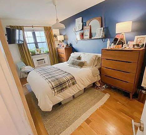 4th image of 261 Tompkins Ave #3